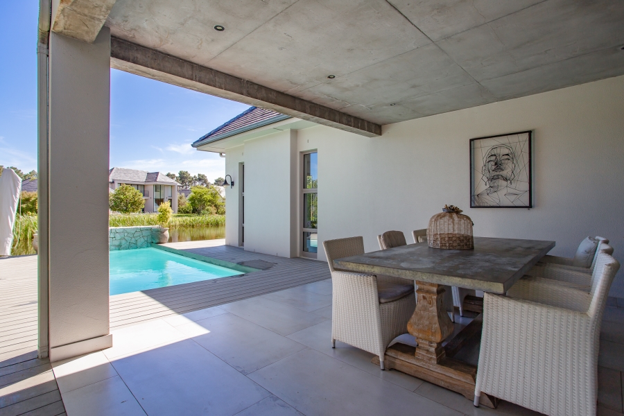 4 Bedroom Property for Sale in Pearl Valley at Val de Vie Western Cape